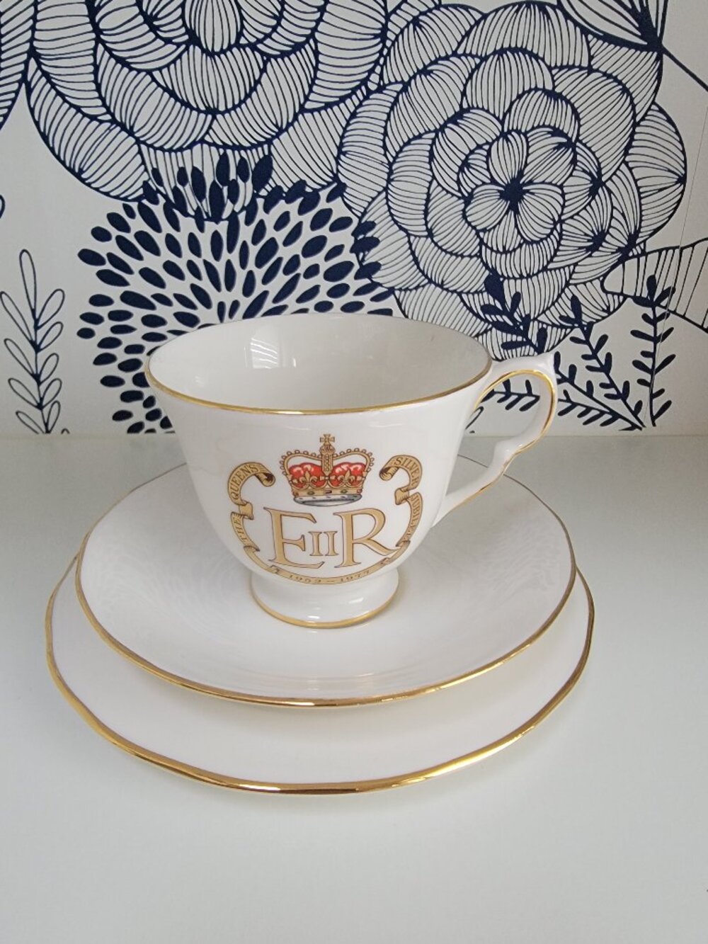 Queen Anne teacup saucer plate set Queen Elizabeth II coronation Silver Jubilee